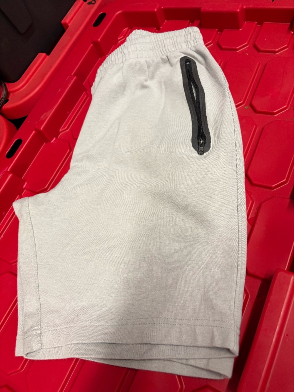 Old Navy Active Men's Shorts, Size Medium